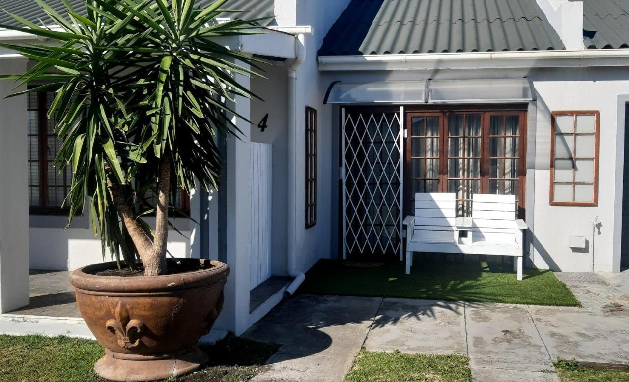 Shark Cove Little Cottage Kleinbaai Exterior foto
